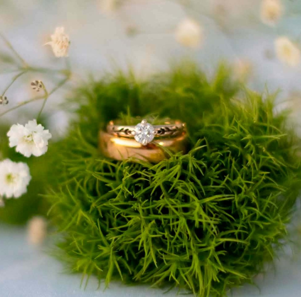 Engraved Leaf Ring